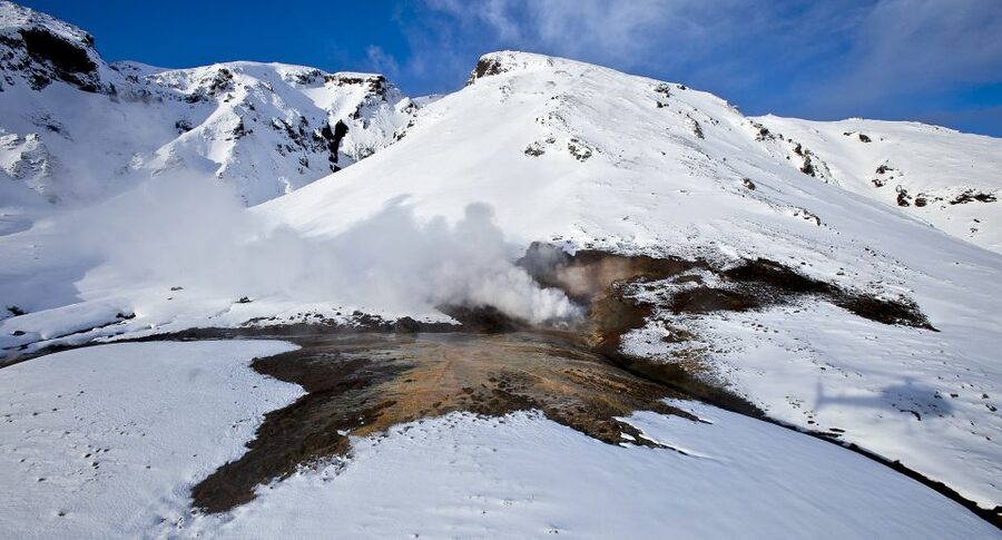 1-Hour Helicopter Tour in Iceland: The Geothermal Tour - The return over Reykjavik