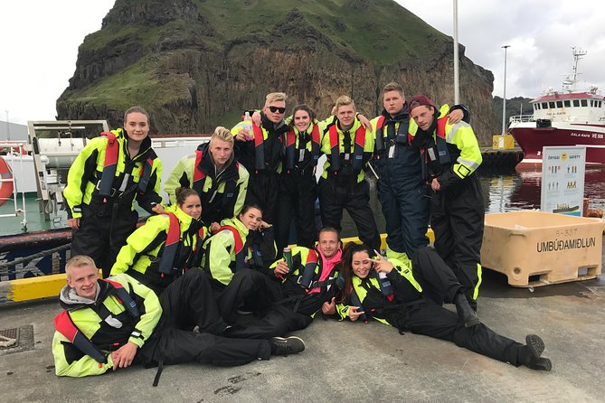 1-Hour Small Group Sightseeing Boat Tour in Vestmannaeyjar - Why the small group matters
