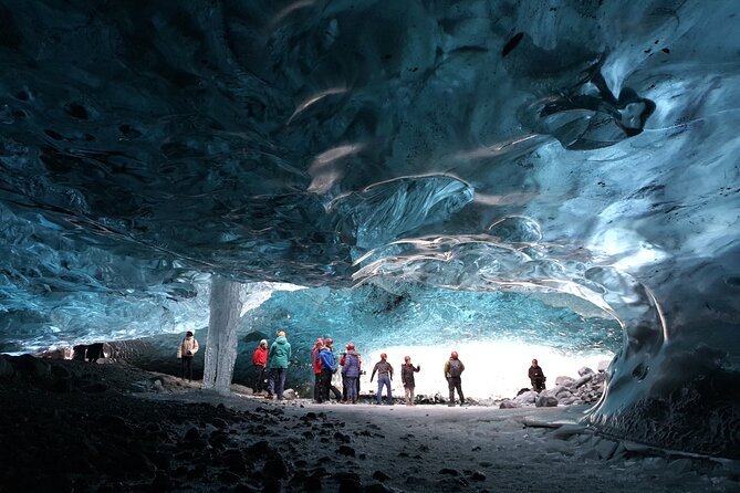 2-Day Blue Ice Cave, Glacier Lagoon and South Coast - Small Group - Should you book it?