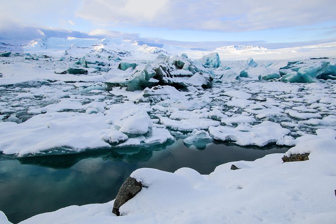 3-Day Ice Cave, South Coast, Golden Circle and Northern Lights - What to pack and how hard it feels