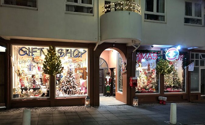 3-Hour Shared Christmas Food Tour with Guide in Reykjavik - Pastries and treats at Taste Of Iceland
