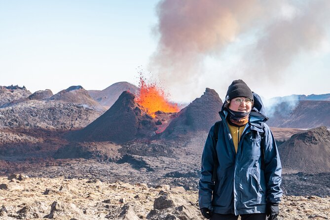 4-Day Iceland: Golden Circle, South Coast, Volcano Hike & Northern Lights - What to pack for the waterfalls and glacier