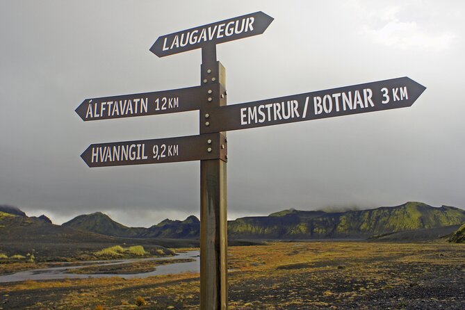 4 Days Laugavegur Trekking Tour - Day one: Landmannalaugar starts with fire and color