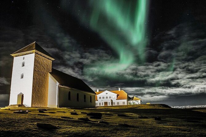 4 Hours Northern Lights Private Luxury Tour - Why the Reykjanes Peninsula can be a smart choice