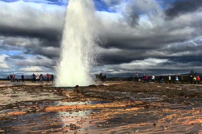 7 Day Around Iceland Tour- PRIVATE TOUR - Mývatn’s Steam, Lava, and Powerful Waterfalls