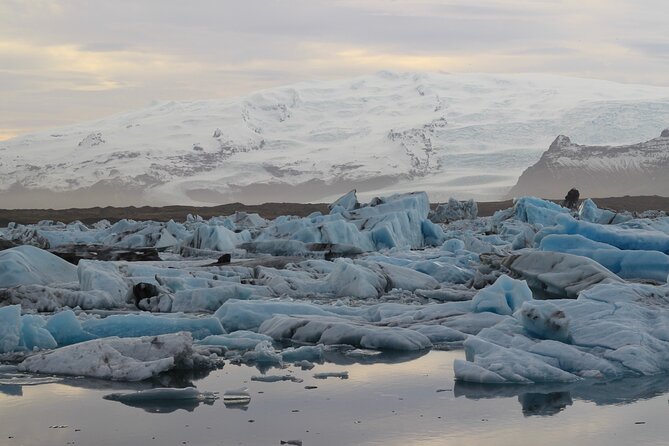 8 Day Winter Circle Tour, Ring Route of Iceland with Snæfellsnes Peninsula - Day 3: Crystal ice, black sand, and Vatnajökull