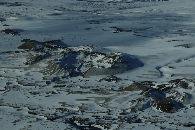 Airplane Sightseeing flight over Laki craters and highland - Crossing Skeiðarárjökull and Vatnajökull