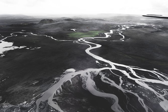 Airplane tour over black sands and riverbeds from Skaftafell - Is $411.85 a fair price?