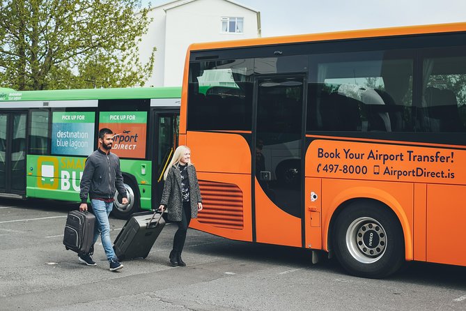 Airport Transfer in Iceland from Reykjavik City to Keflavik Airport One Way - Comfort, luggage, and the group size
