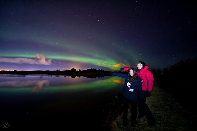 Aurora/Northern light hunt and photos (photography help provided) - A small group changes the night