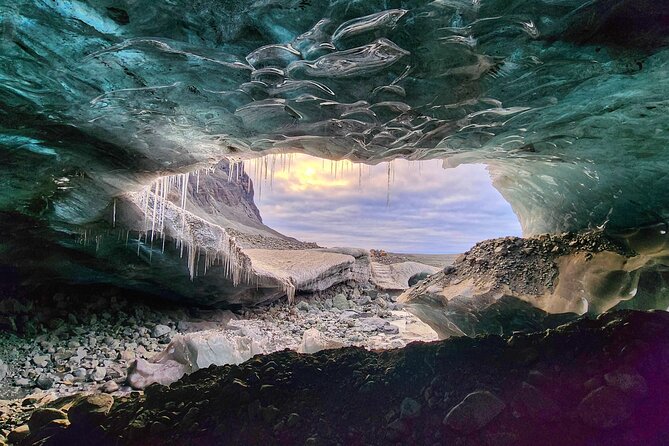 Blue Ice Cave Exploration from Jökulsárlón (Small Group Tour) - Is the $262.77 price good value?