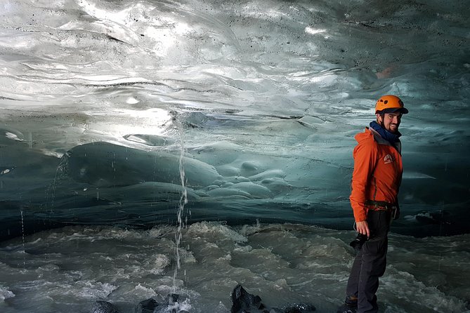 Crystal Ice Cave Adventure - The real appeal of a changing Vatnajökull ice cave