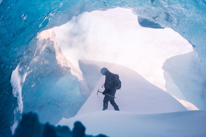 Crystal Ice Cave & Super Jeep Tour from Jökulsárlón - Walking across Breiðamerkurjökull with crampons