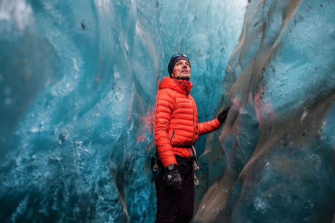 Crystal Treasures of Vatnajökull: Ice Cave Adventure - What to wear and what to pack