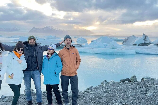 Diamond Beach & Jökulsárlón Floating Glacier Guided Day Tour - Vatnajökull National Park and the glacier view