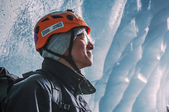 Early Bird Ice Cave with 3 Professional Photos - Why Falljökull makes a strong morning outing