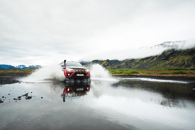 Eyjafjallajokull and Thorsmork Experience - Seljalandsfoss: a wet walk behind the falls