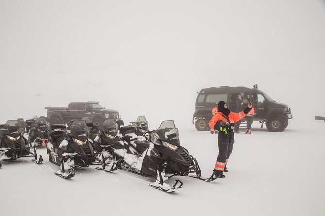 Eyjafjallajökull by Super Jeep - Food, water, and bathroom planning