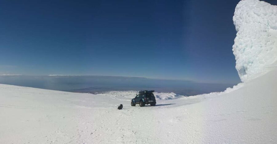 Eyjafjallajökull Volcano and Glacier Jeep Tour - Riding a Super Jeep toward Eyjafjallajökull