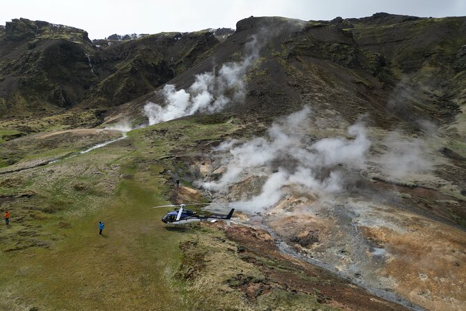 Fire and Ice Helicopter Tour: Glacier and Hengill Geothermal Area - What the small helicopter cabin is really like