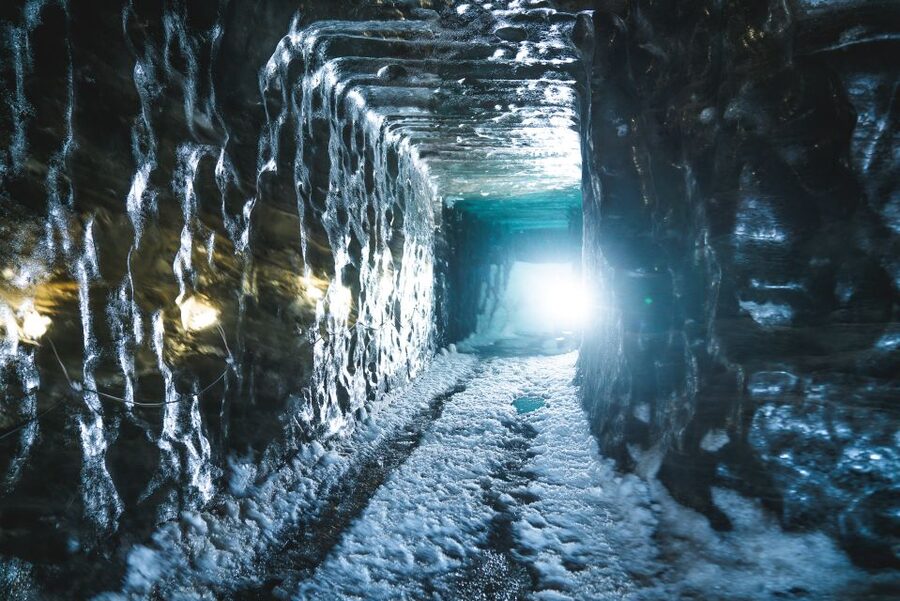From Gullfoss: Langjökull Ice Cave and Snowmobile Tour - What the guides add to the experience
