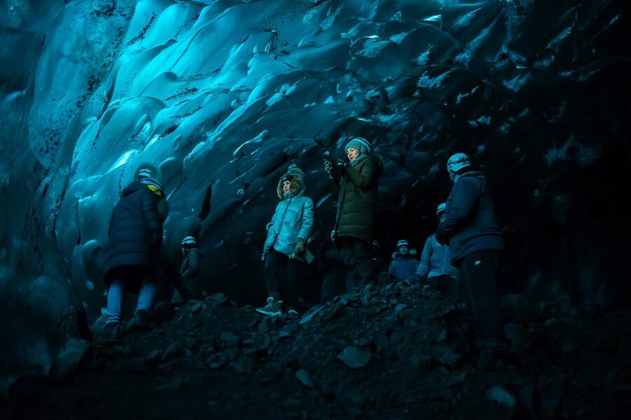From Jökulsárlón: Vatnajökull Glacier Blue Ice Cave Tour - Why this Jökulsárlón ice cave tour feels different