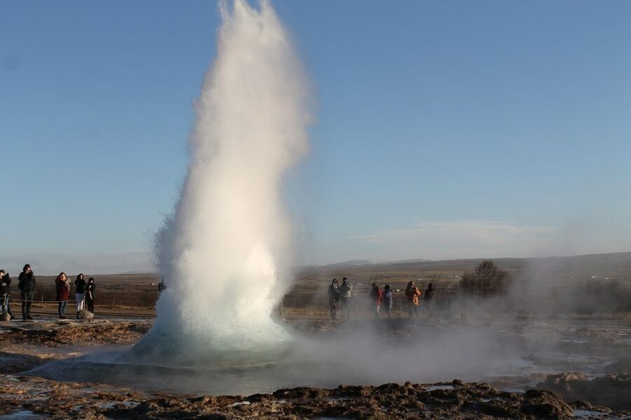 From Reykjavik: 4-Day Blue Ice Cave and Northern Lights Tour - Day one: Geysir, Gullfoss, and Þingvellir