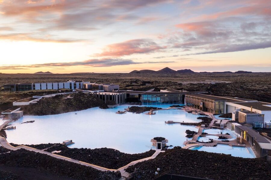 From Reykjavik: Blue Lagoon Admission with Transfers - How long you really need at the Blue Lagoon