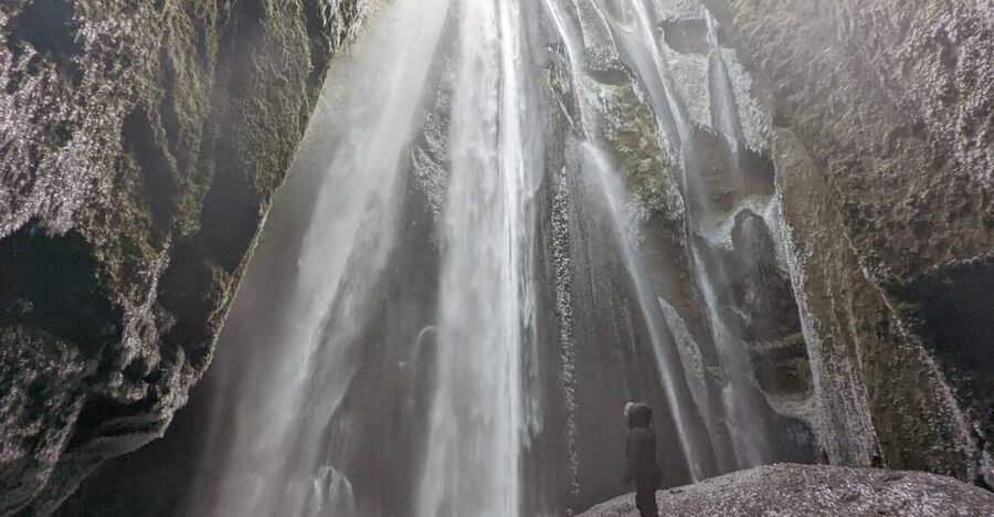 From Reykjavik: Explore the Waterfalls of the South Coast - Thorstein’s Grove and Gluggafoss: quieter first stops