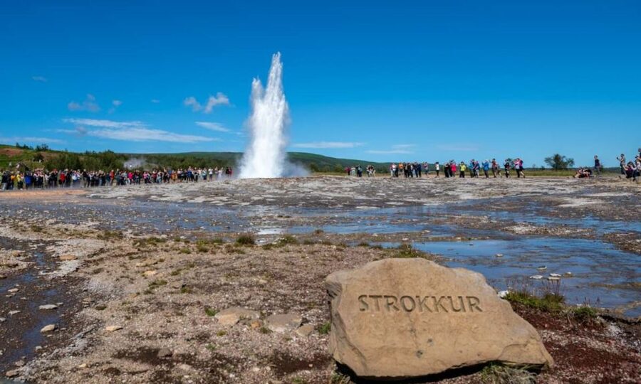 From Reykjavík: Full-day Golden Circle & Horse Riding Tour - How the 11-Hour Day Feels