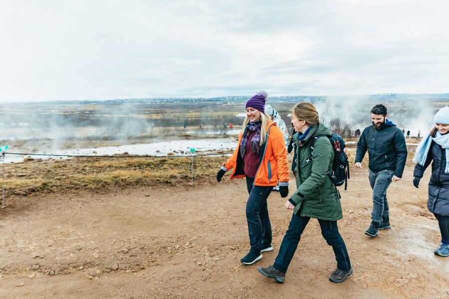 From Reykjavik: Golden Circle and Glacier Snowmobile Tour - Þingvellir National Park and the split earth