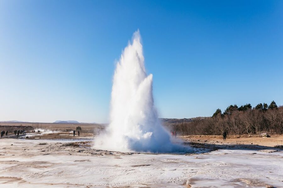From Reykjavik: Golden Circle and Glacier Snowmobiling - One hour on the snowmobile