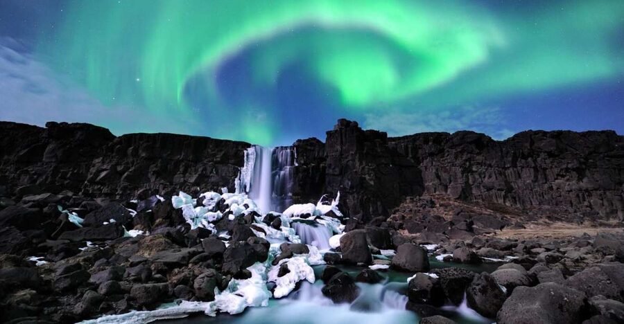 From Reykjavik: Golden Circle and Northern Lights Combo - One ticket, two very different Iceland experiences