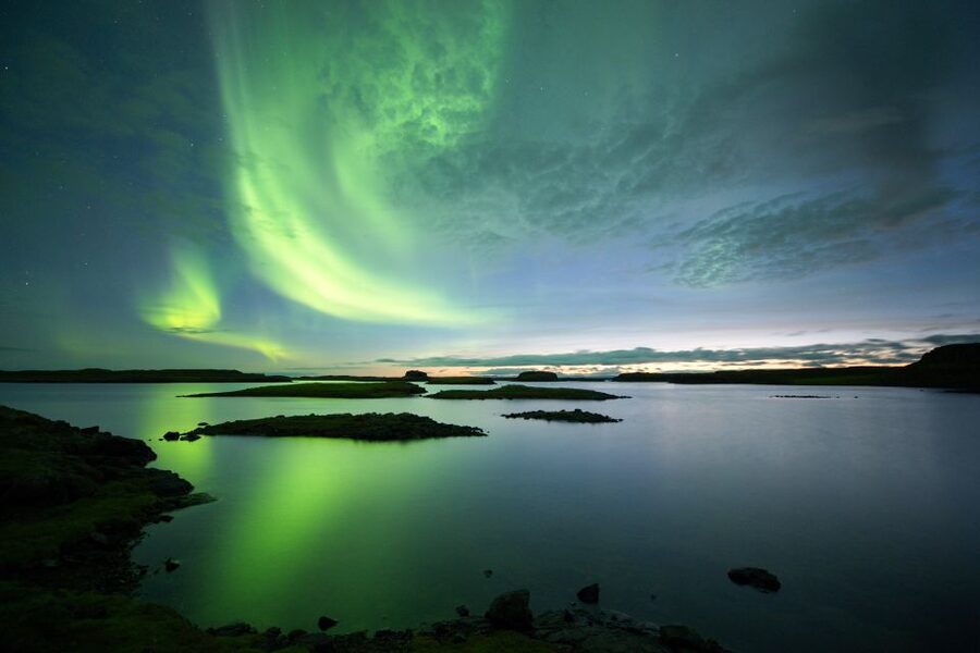 From Reykjavik: Golden Circle and Northern Lights Combo - The bus ride is part of the lesson