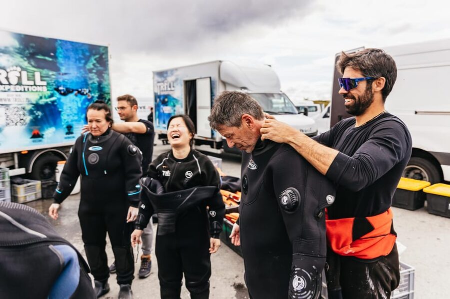 From Reykjavík: Golden Circle Tour and Silfra Snorkeling - What the Silfra swim feels like