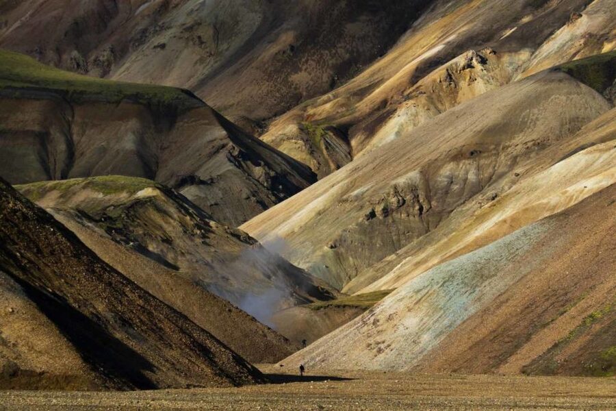 From Reykjavik: Landmannalaugar Day Tour by Luxury Jeep - The drive into Landmannalaugar