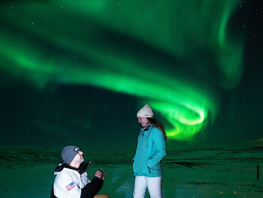 From Reykjavik: Northern Lights Guided Tour with Photos - Waiting for the aurora