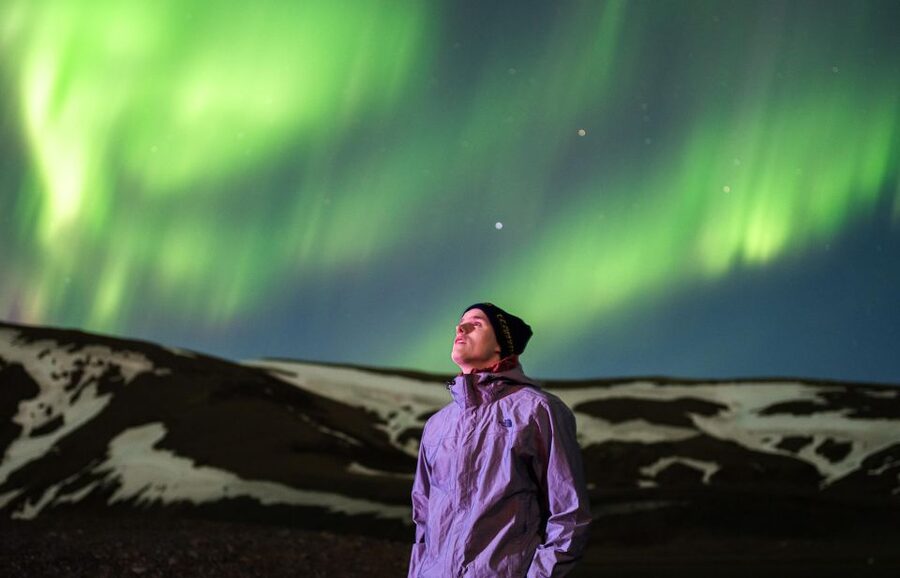 From Reykjavík: Northern Lights Super Jeep Tour - Guides who make the waiting easier