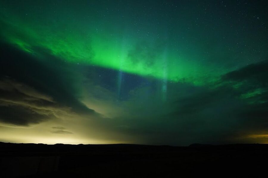 From Reykjavík: Northern Lights Tour with Hot Cocoa & Photos - One Hour Under the Icelandic Sky