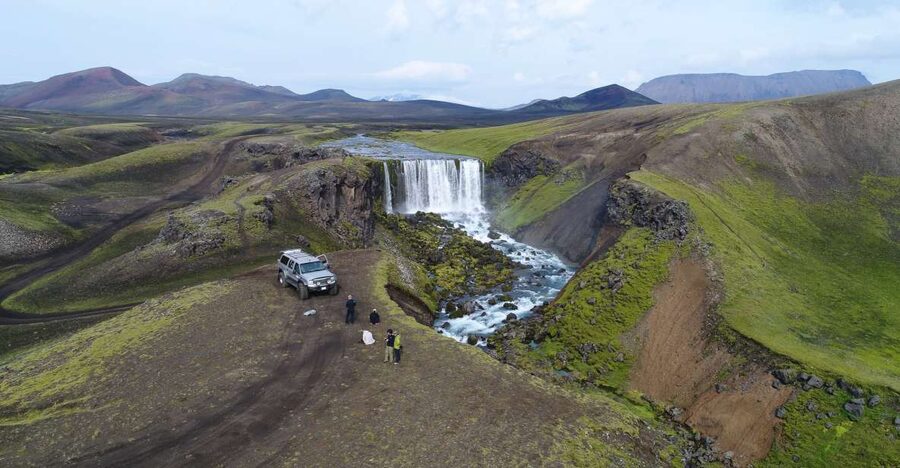 From Reykjavik: Private Landmannalaugar & Hekla Jeep Tour - Ljótipollur and the volcanic interior