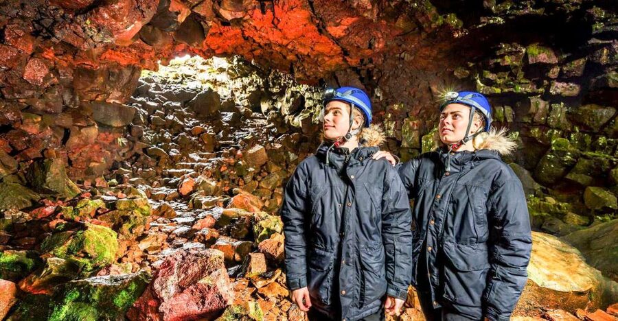 From Reykjavik: Raufarhólshellir Lava Tunnel by Bus - Key points to know before booking