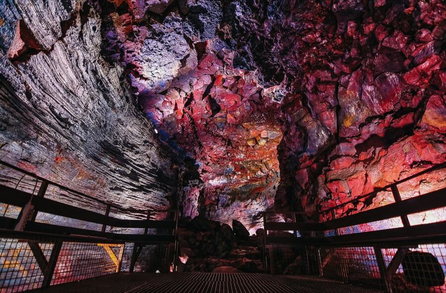 From Reykjavik: Raufarhólshellir Lava Tunnel by Bus - From BSI Bus Terminal to the volcanic countryside