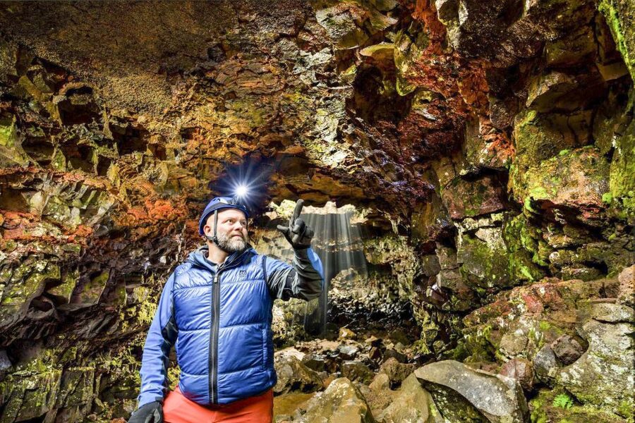From Reykjavik: Raufarhólshellir Lava Tunnel by Bus - Why the one-hour cave tour works