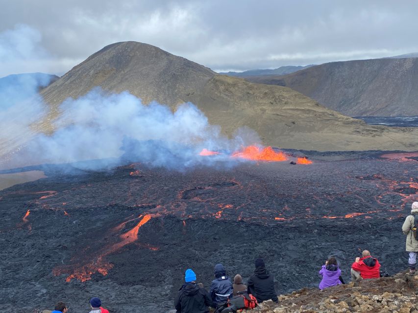 From Reykjavik: Reykjanes Geopark Tour and Sky Lagoon Visit - Sky Lagoon and the 7-Step Spa Ritual