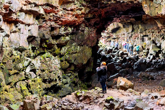From Reykjavík: The Lava Tunnel tour with Round-trip Transfer - Key points to know before booking