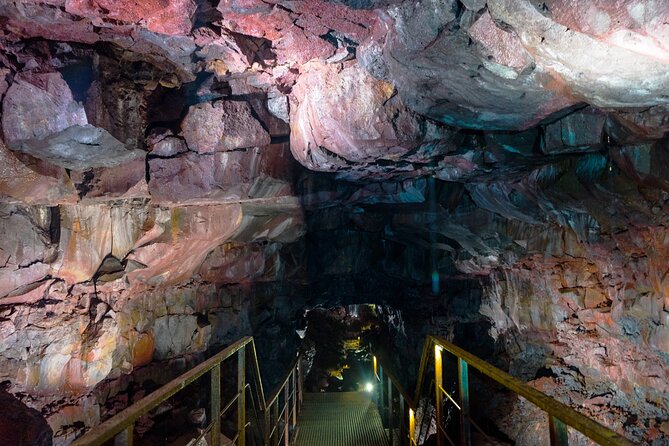 From Reykjavík: The Lava Tunnel tour with Round-trip Transfer - Who should book this adventure