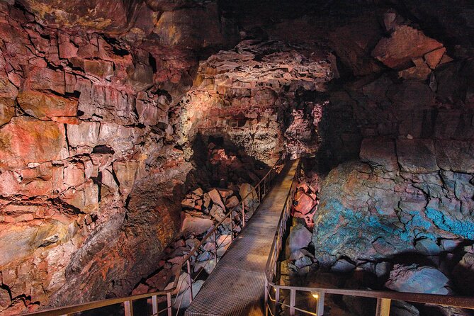 From Reykjavík: The Lava Tunnel tour with Round-trip Transfer - The ride from Reykjavík to Raufarhólshellir
