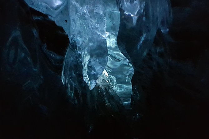 Frozen Wonders : Small Group Ice Cave Tour - Who will get the most from this outing