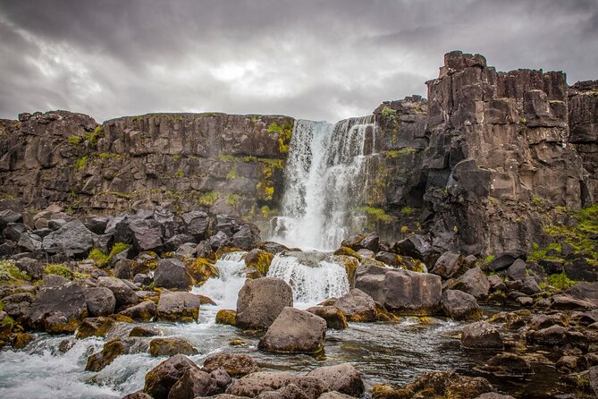 Full Day Golden Circle - Guided Tour - Þingvellir: where geology and government meet