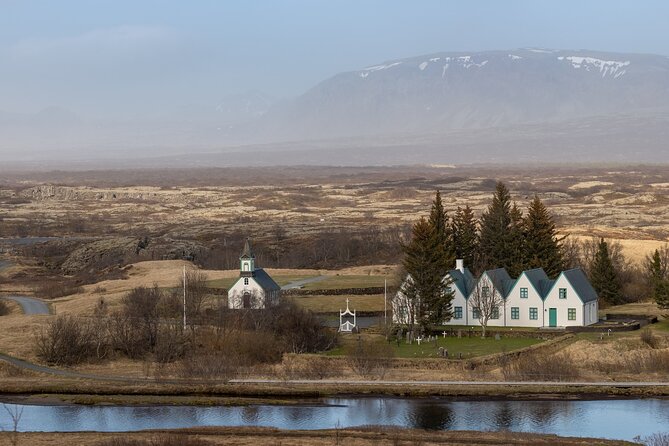 Full-Day Golden Circle Private Tour from Reykjavík - Fríðheimar: a tomato lunch with a catch